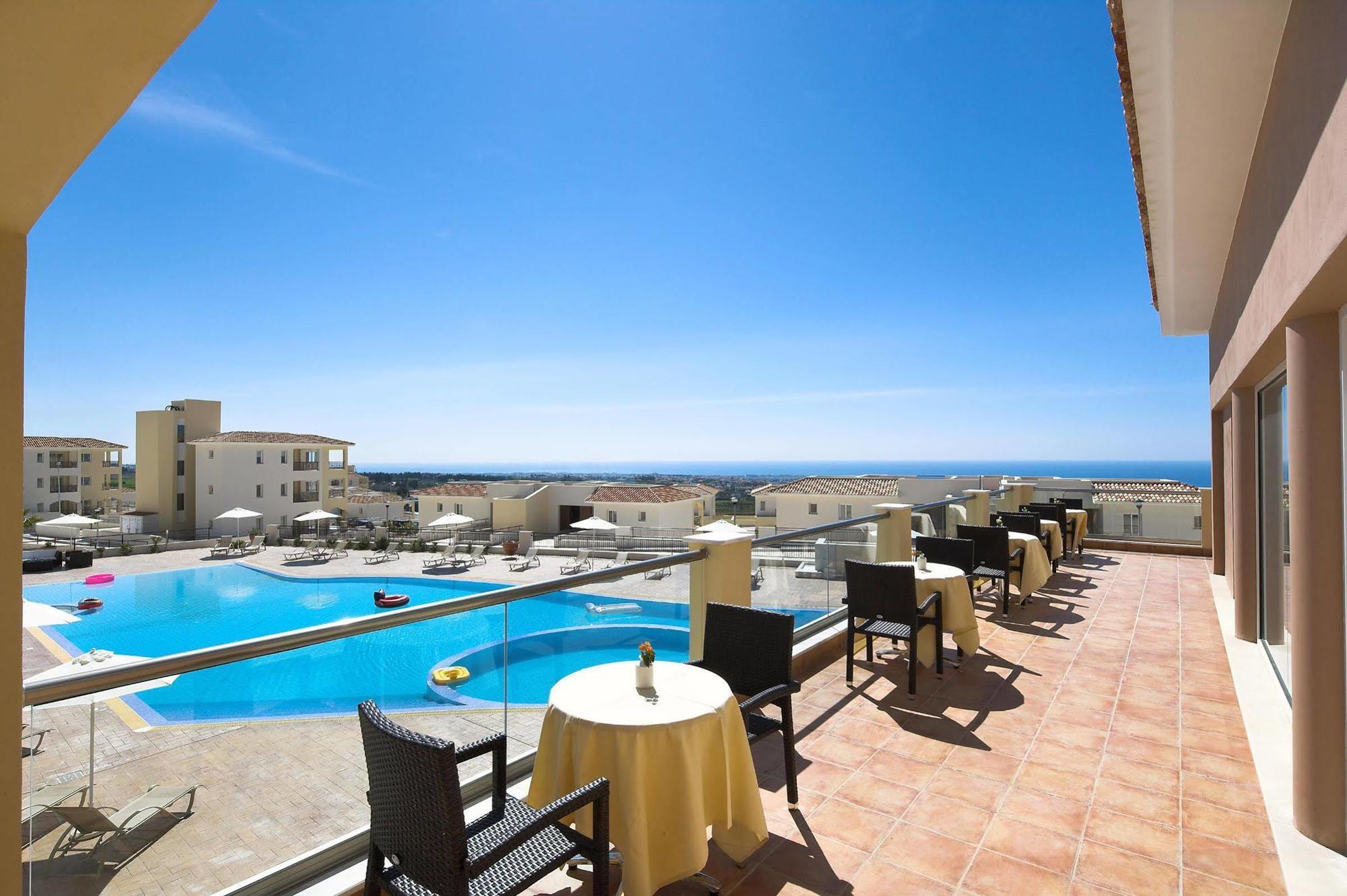 Club St. George (Adults Only) Aparthotel Trimitusa Exterior foto